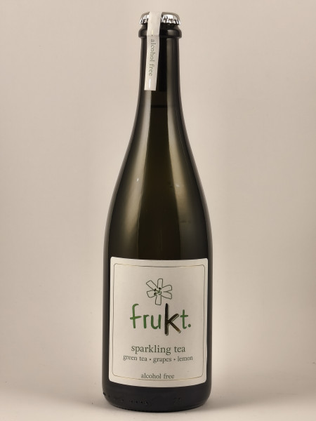 frukt. Sparkling Tea green tea, grapes, lemon alkoholfrei, FruktWerk